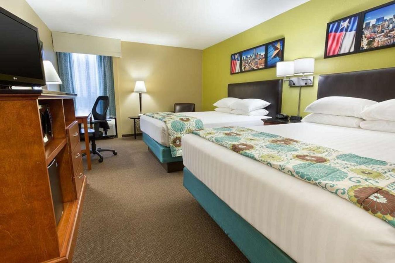 Heritage Inn & Suites The Woodlands, Trademark By Wyndham Экстерьер фото