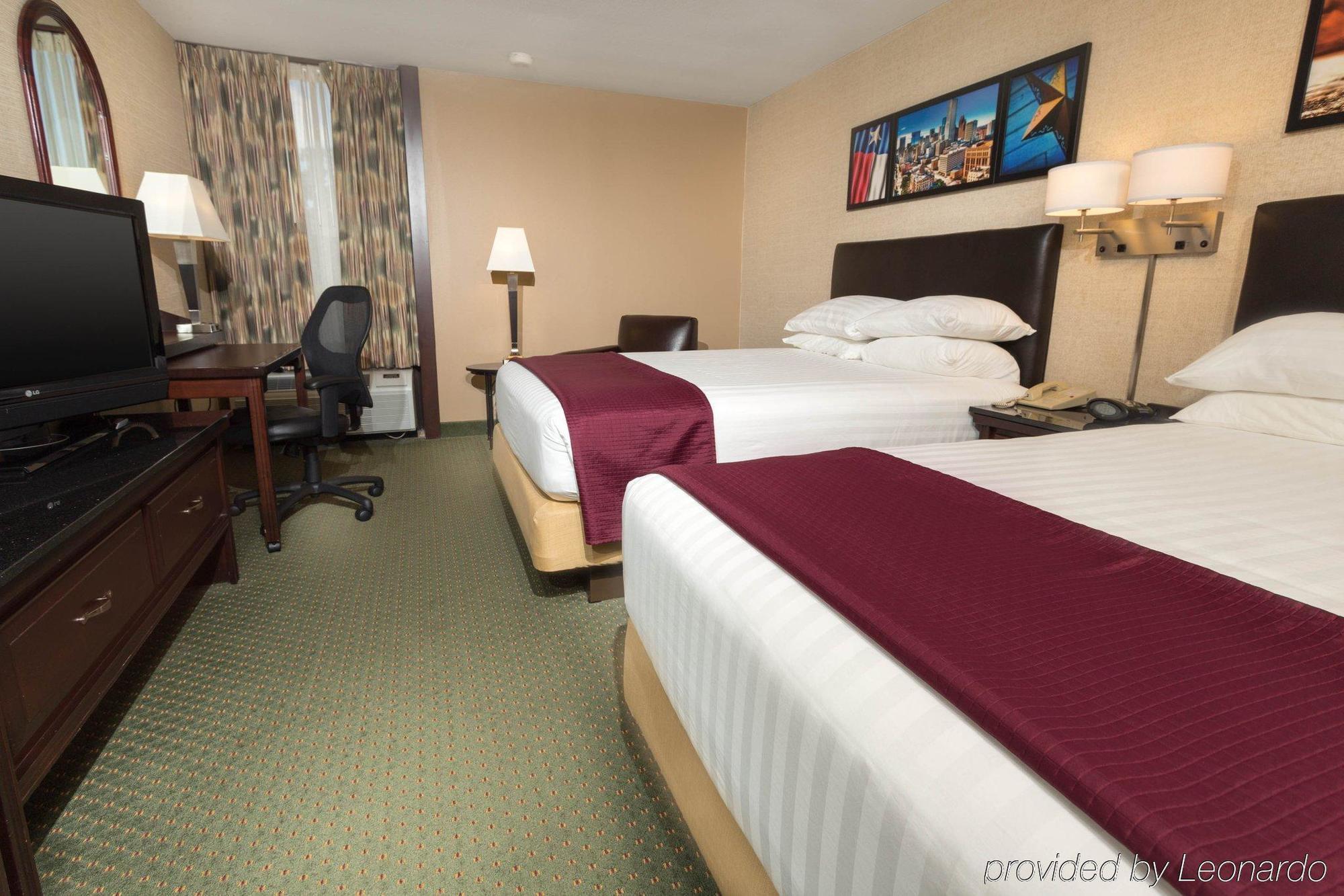 Heritage Inn & Suites The Woodlands, Trademark By Wyndham Экстерьер фото